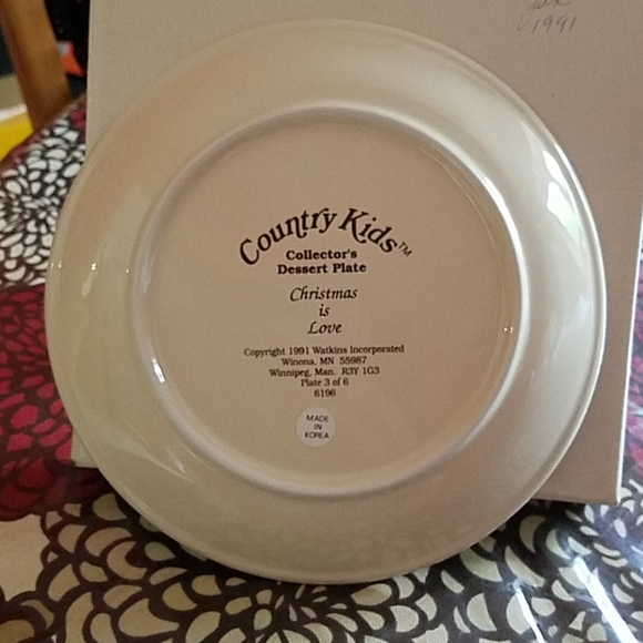 Country Kids Collectors plate - Picture 2 of 3